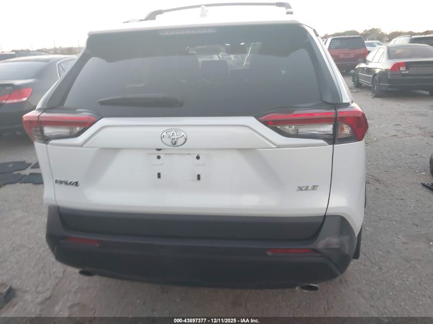 2024 Toyota Rav4 Xle Premium VIN: 2T3C1RFV2RW326389 Lot: 43897377