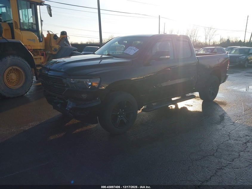 Vin: 1c6rrfbg8ln340263, lot: 44392964, ram 1500 big horn  4x4 6'4 box 20202
