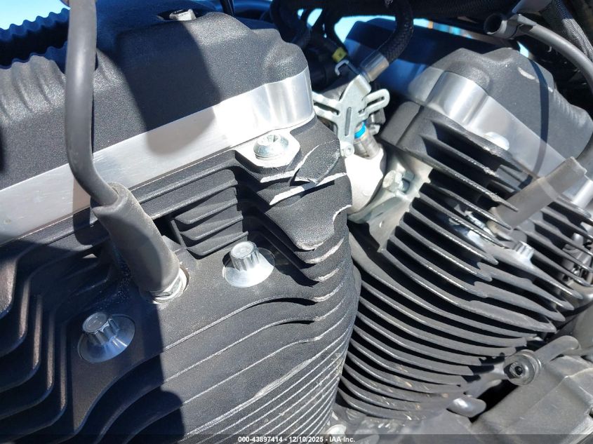 2020 Harley-Davidson Xl883 N VIN: 1HD4LE225LB438394 Lot: 43897414