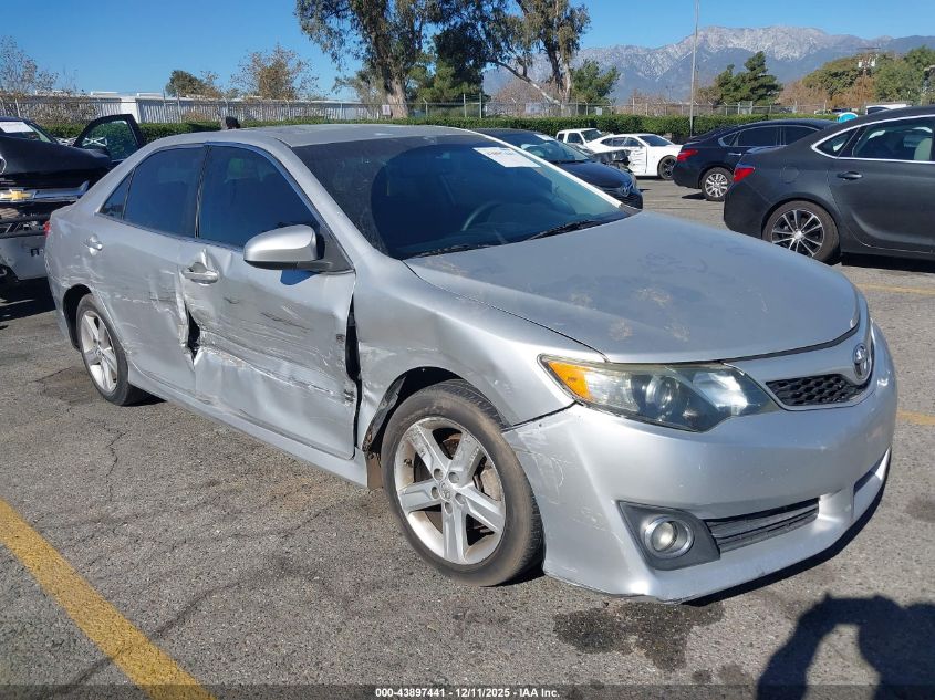 TOYOTA CAMRY