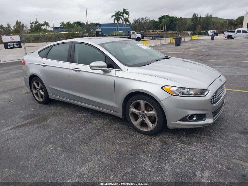 FORD FUSION SE