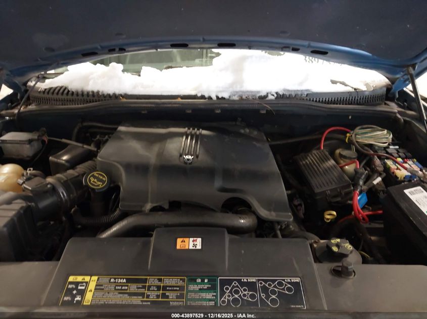 2002 Ford Explorer Xlt VIN: 1FMZU73W92UC97376 Lot: 43897529