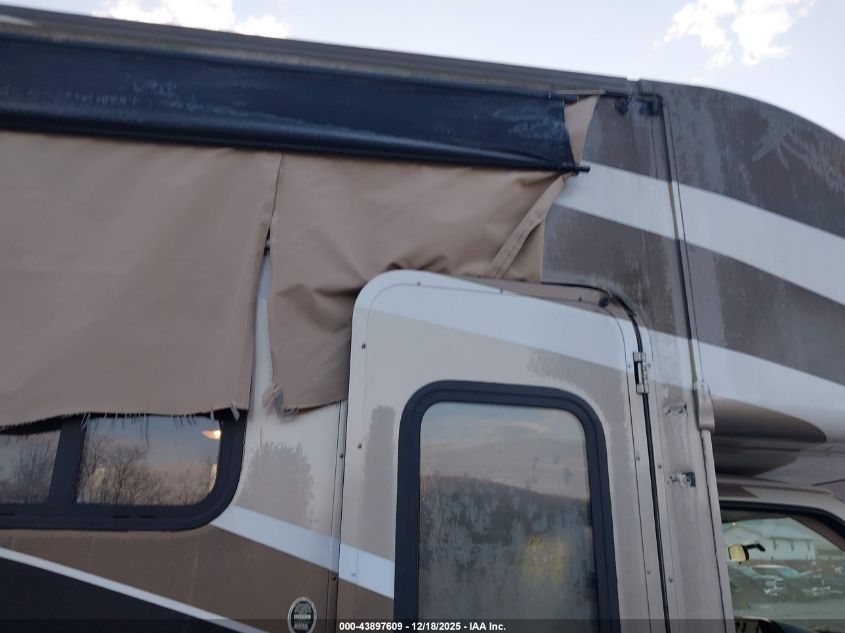 2012 Ford E-450 Cutaway VIN: 1FDXE4FS8CDA78034 Lot: 43897609