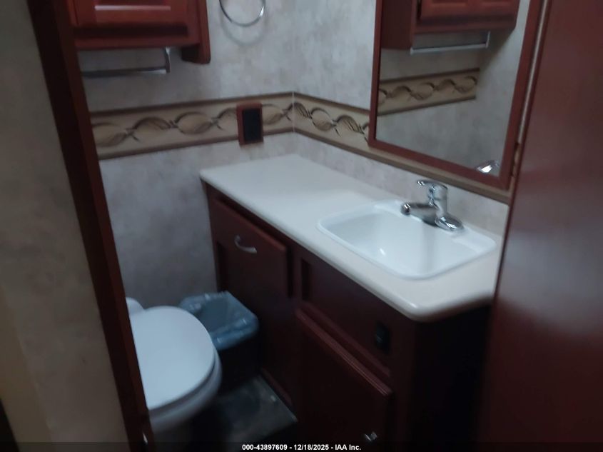 2012 Ford E-450 Cutaway VIN: 1FDXE4FS8CDA78034 Lot: 43897609