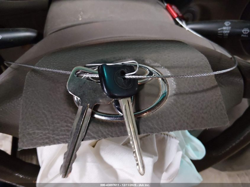 2005 Toyota Tundra Base V8 VIN: 5TBJT32185S456862 Lot: 43897611