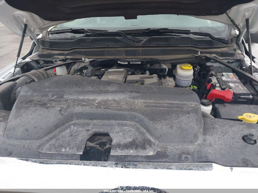 2024 Ram 3500 Tradesman 4X4 8' Box VIN: 3C63RRGL5RG360548 Lot: 43897668