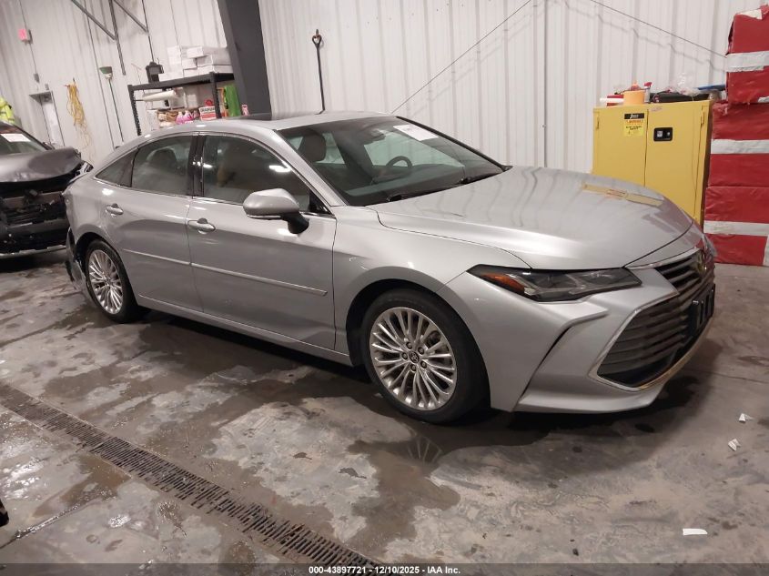 TOYOTA AVALON LIMITED AWD