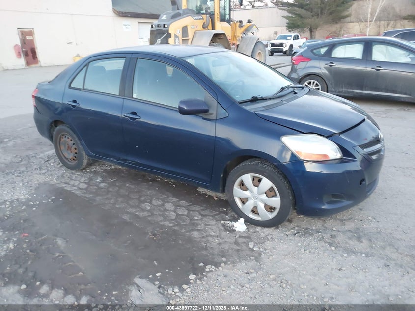 TOYOTA YARIS 2007. Lot# 43897722. VIN JTDBT923371048138. Photo 1