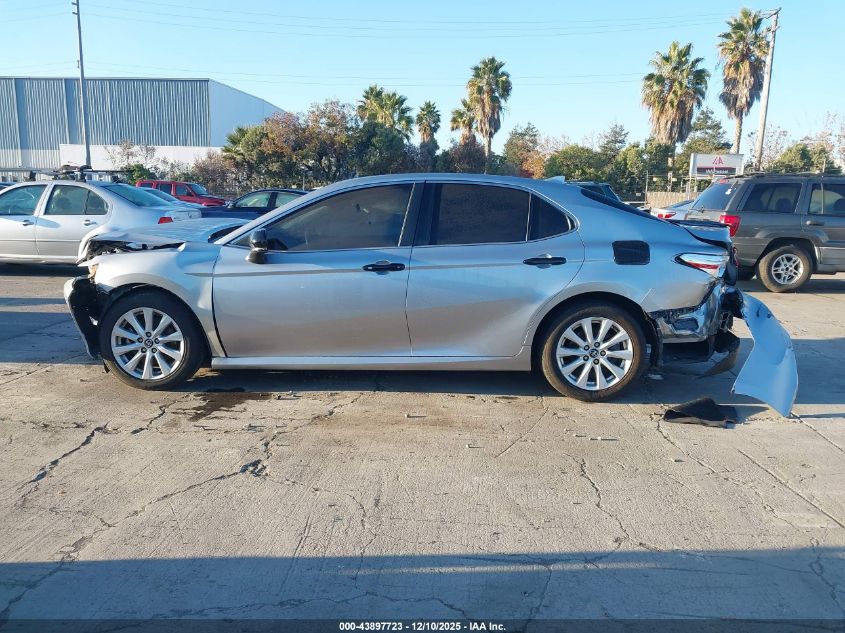 2019 Toyota Camry Le VIN: 4T1B11HK0KU180489 Lot: 43897723