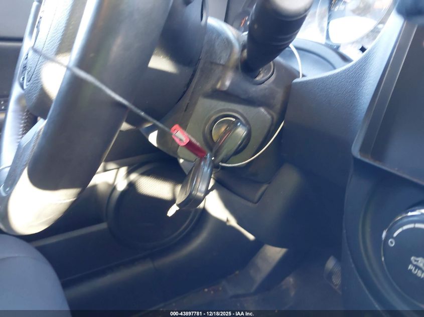 2014 Jeep Patriot Latitude VIN: 1C4NJRFBXED810686 Lot: 43897781