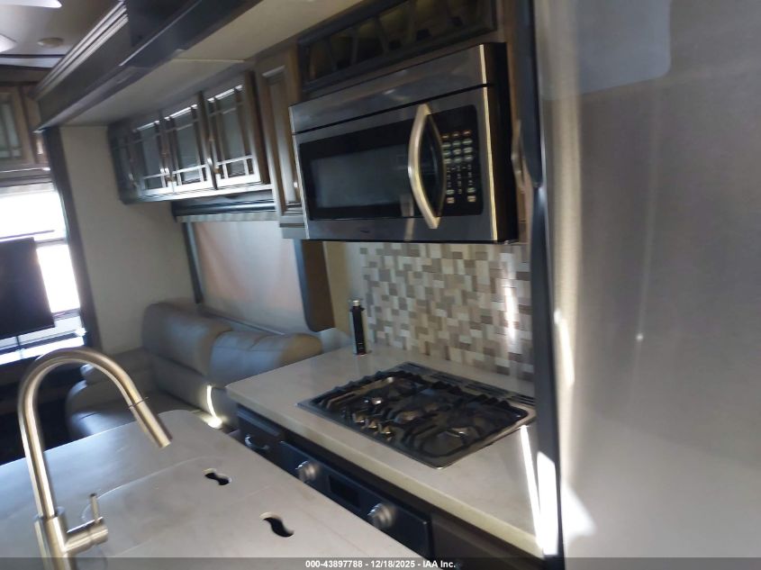 2018 Keystone Montana VIN: 4YDF31325J4703492 Lot: 43897788