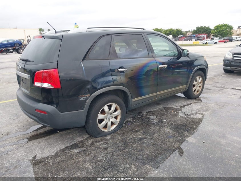 5XYKT4A25DG420327 2013 KIA SORENTO photo no. 4