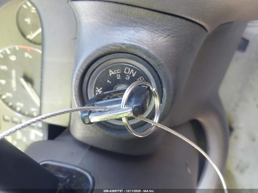 2000 Infiniti Q45 Anniversary Edition/Touring VIN: JNKBY31A8YM302763 Lot: 43897797