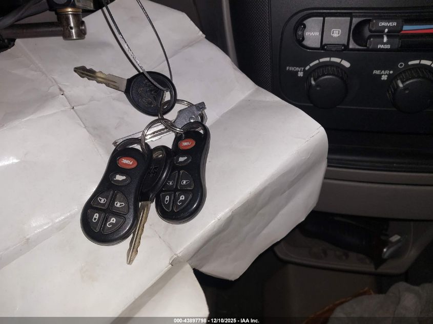 2003 Dodge Grand Caravan Sport VIN: 2D4GP44L83R359471 Lot: 43897798