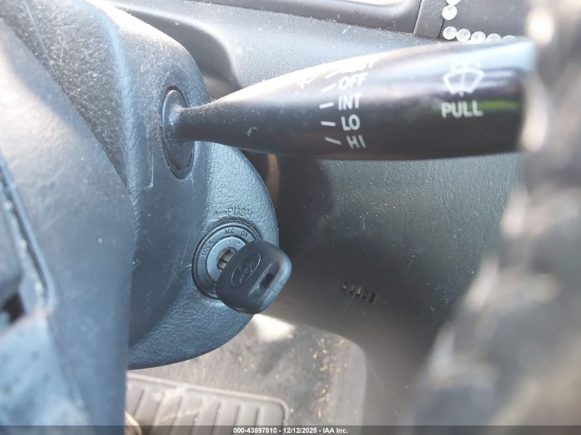 2008 Toyota Corolla S VIN: 2T1BR32E08C917272 Lot: 43897810