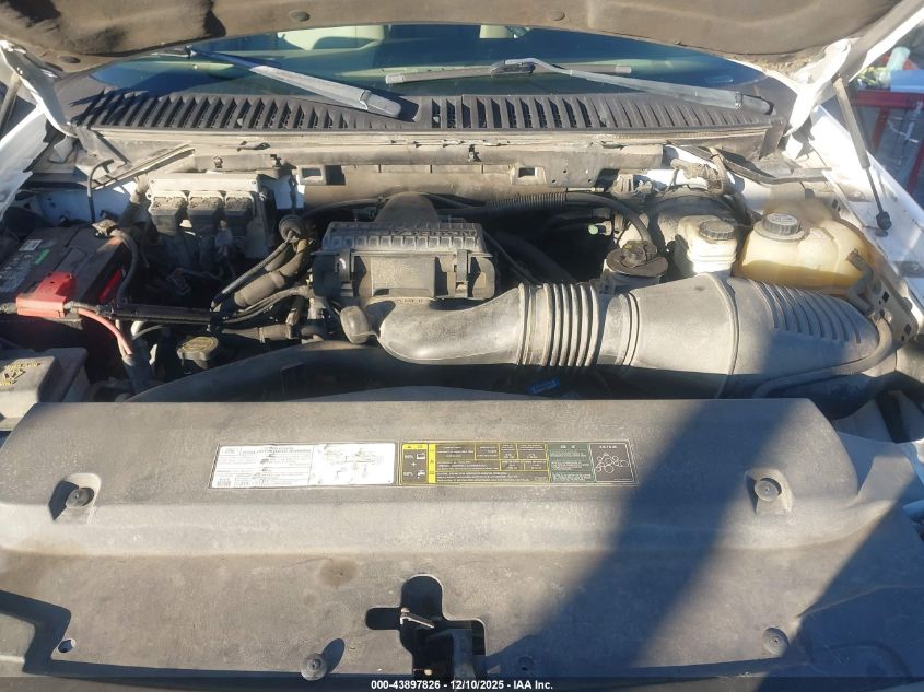 2005 Ford Expedition Eddie Bauer/King Ranch VIN: 1FMFU17515LA41387 Lot: 43897826