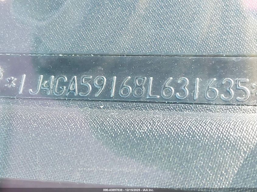 2008 Jeep Wrangler Unlimited Sahara VIN: 1J4GA59168L631635 Lot: 43897838