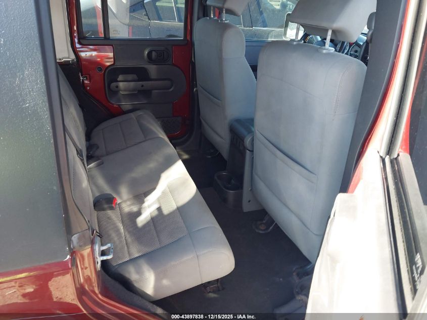 2008 Jeep Wrangler Unlimited Sahara VIN: 1J4GA59168L631635 Lot: 43897838