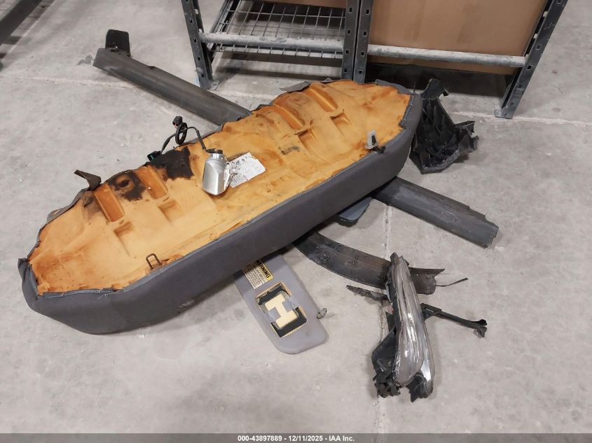 2002 Hyundai Accent Gl VIN: KMHCG45C62U341171 Lot: 43897889