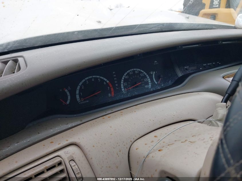 2002 Toyota Avalon Xls VIN: 4T1BF28B82U228599 Lot: 43897892