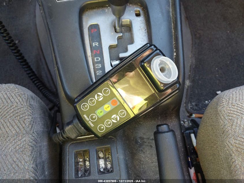 2002 Subaru Legacy L VIN: 4S3BH635627300955 Lot: 43897905