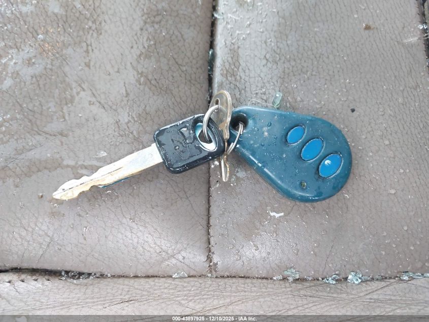 2003 Ford F-250 Lariat/Xl/Xlt VIN: 1FTNW21L73EC69421 Lot: 43897925