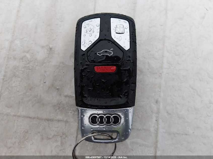 2019 Audi A4 45 Premium VIN: WAUFNAF45KN003393 Lot: 43897987