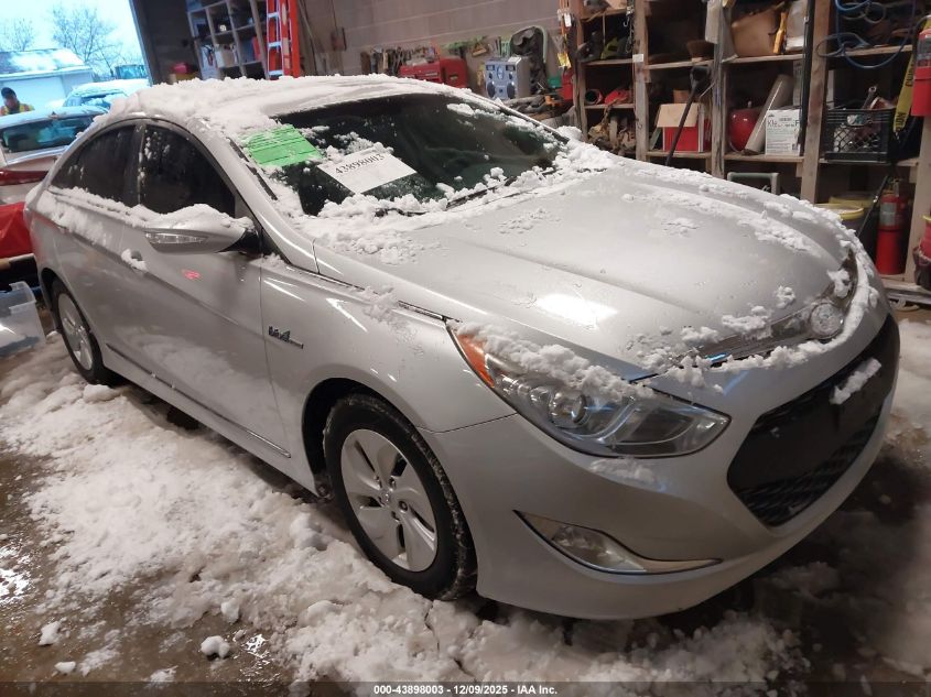 HYUNDAI SONATA HYBRID