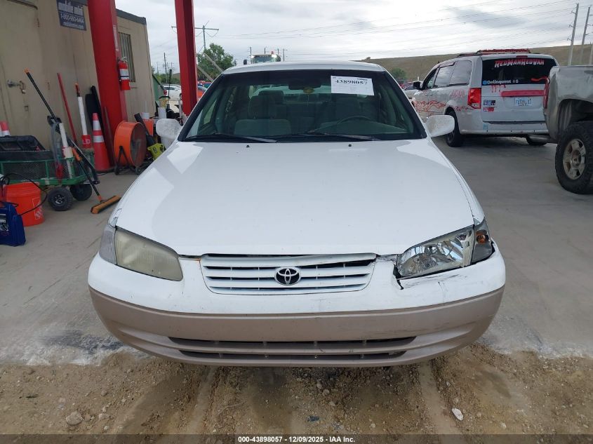 1997 Toyota Camry Le V6 VIN: 4T1BF22K7VU028228 Lot: 43898057