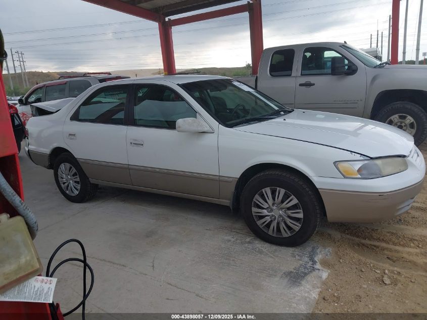 1997 Toyota Camry Le V6 VIN: 4T1BF22K7VU028228 Lot: 43898057