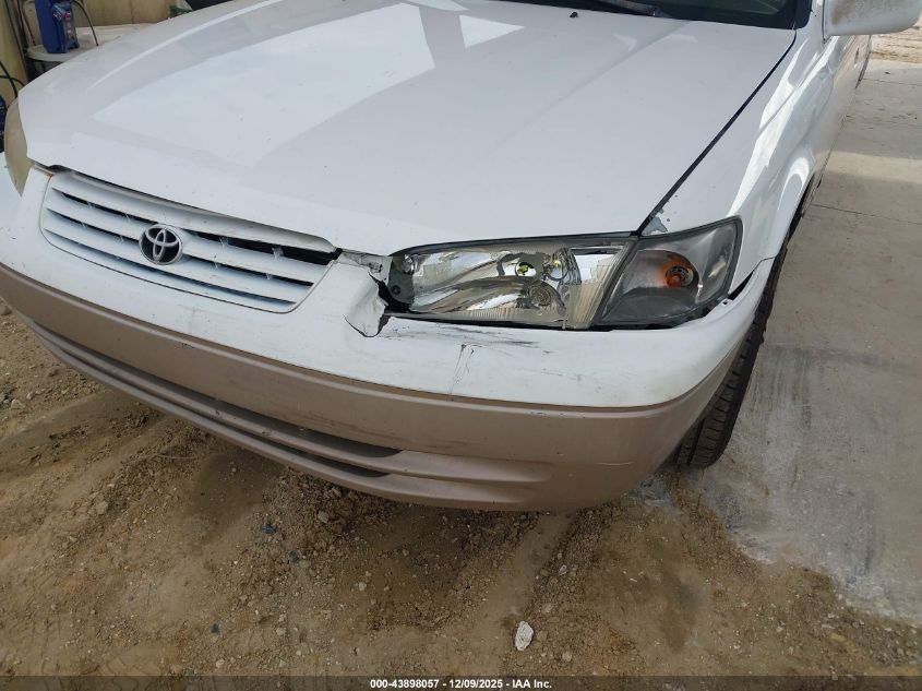 1997 Toyota Camry Le V6 VIN: 4T1BF22K7VU028228 Lot: 43898057