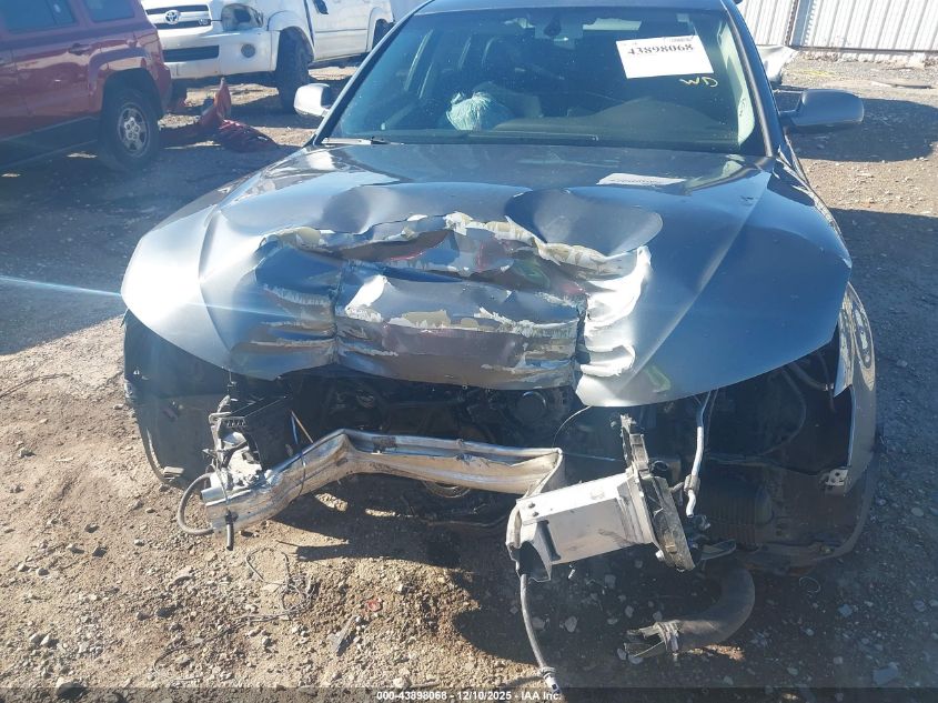 2016 Audi A4 2.0T Premium VIN: WAUAFAFL2GN009948 Lot: 43898068