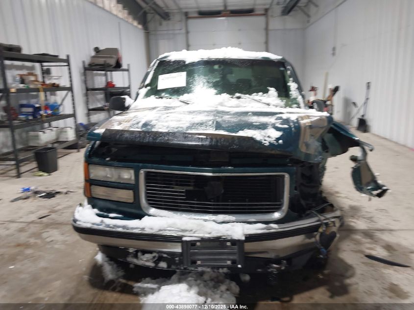 1996 GMC Suburban K1500 VIN: 3GKFK16R3TG511982 Lot: 43898077