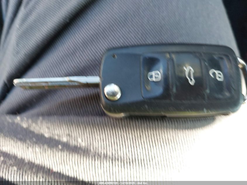 2011 Volks Tiguan VIN: WVGAV3AX1BW624424 Lot: 43898105