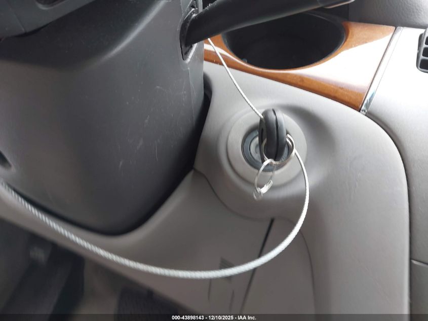 2005 Lexus Es 330 VIN: JTHBA30G855139855 Lot: 43898143