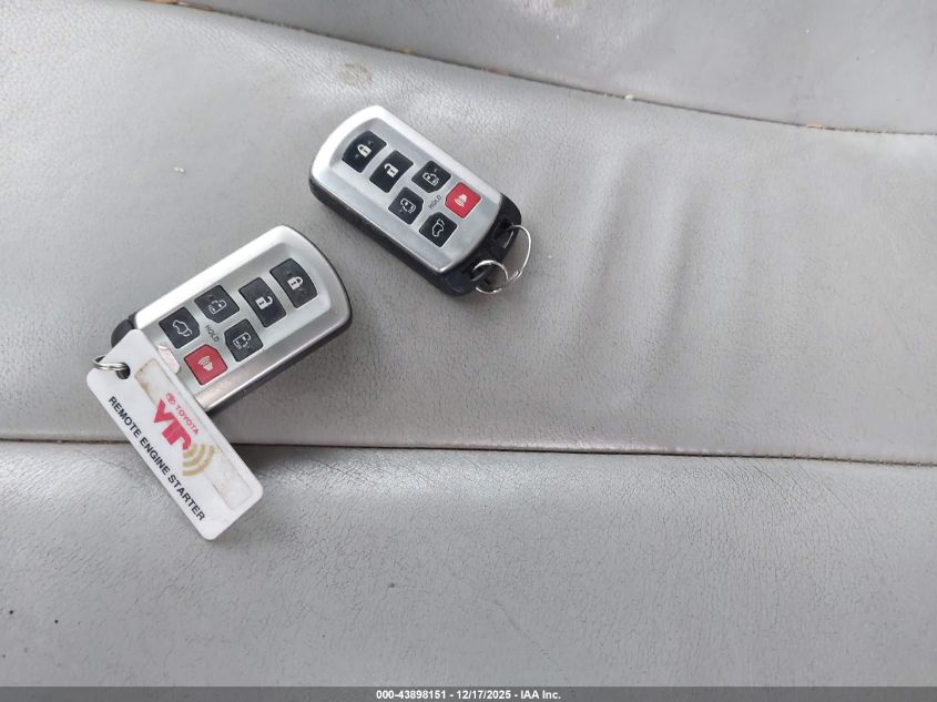 2014 Toyota Sienna Xle V6 8 Passenger VIN: 5TDYK3DC2ES479691 Lot: 43898151