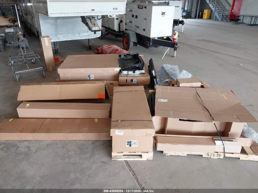 2025 Tesla Cybertruck All-Wheel Drive VIN: 7G2CEHED4SA072245 Lot: 43898204