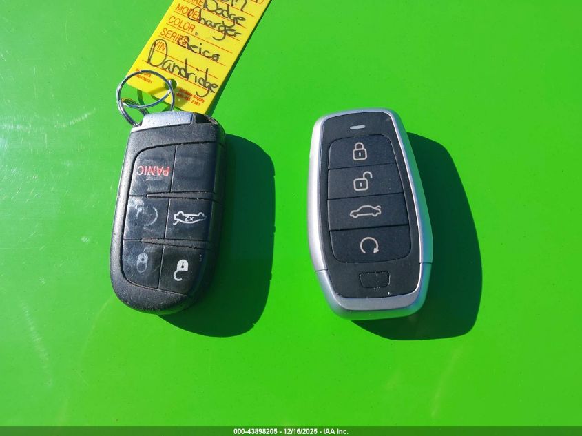 2017 Dodge Charger R/T Scat Pack Rwd VIN: 2C3CDXGJ6HH615480 Lot: 43898205