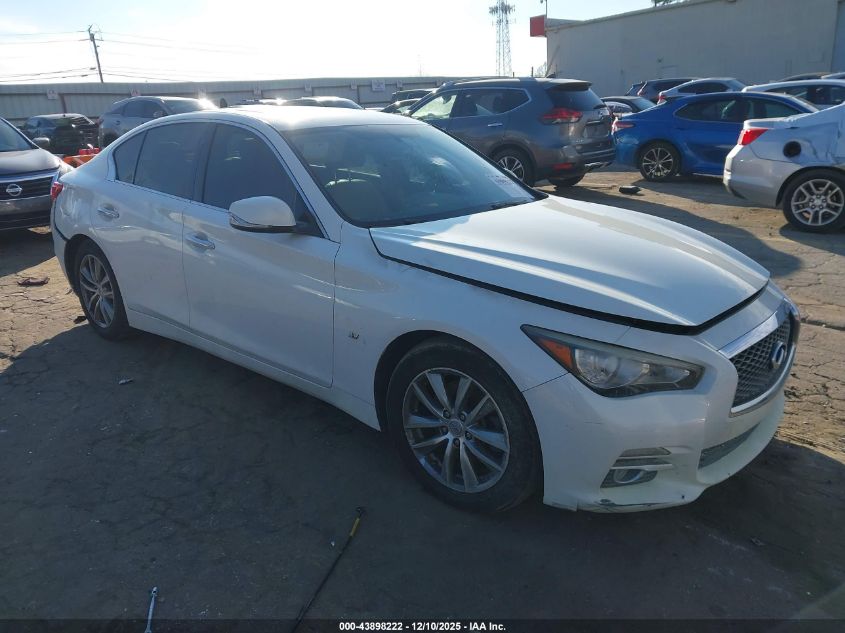 INFINITI Q50 PREMIUM