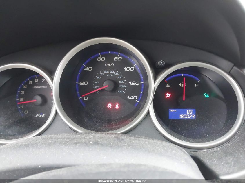 2007 Honda Fit VIN: JHMGD384X7S020202 Lot: 43898239