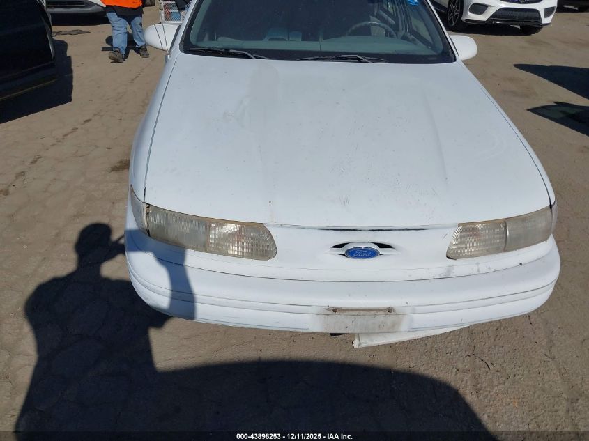 1993 Ford Taurus Gl VIN: 1FACP5748PG130923 Lot: 43898253