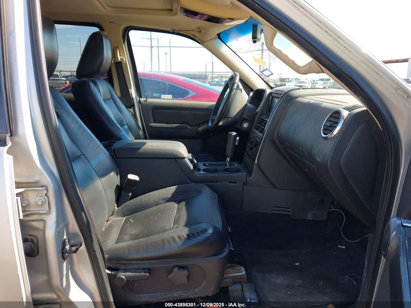 1FMEU6DE6AUA93356 2010 FORD EXPLORER photo no. 5