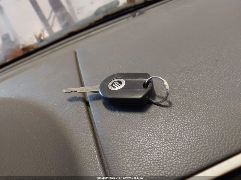 2008 Mercury Sable Premier VIN: 1MEHM42W88G612256 Lot: 43898325