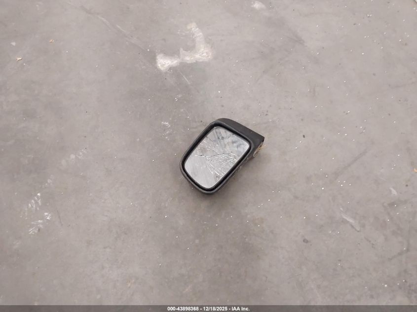 1997 Honda Cr-V VIN: JHLRD1855VC055067 Lot: 43898368