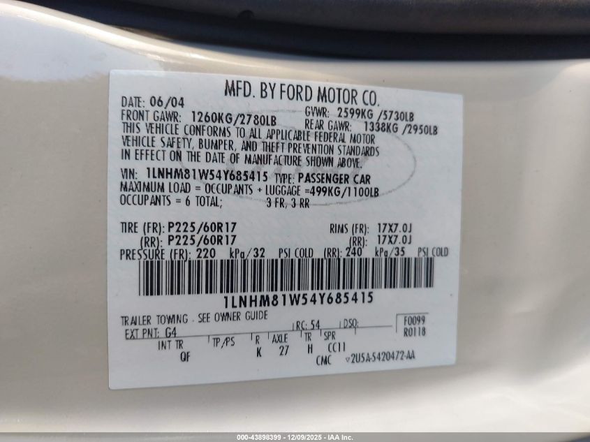 2004 Lincoln Town Car Signature VIN: 1LNHM81W54Y685415 Lot: 43898399