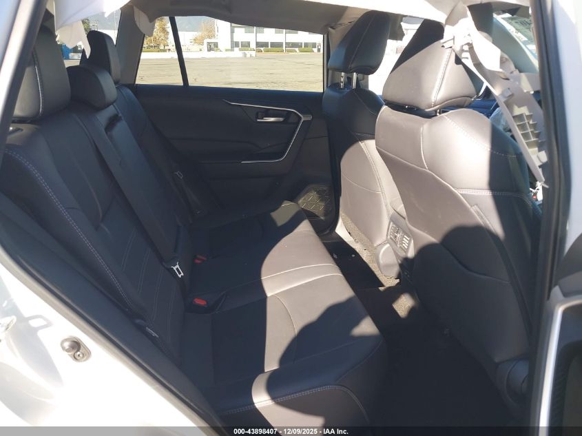 2024 Toyota Rav4 Xle Premium VIN: 2T3C1RFVXRW348298 Lot: 43898407