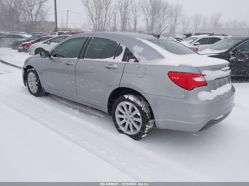 Vin: 1c3ccbbb3en171922, lot: 44393979, chrysler 200 touring 20143