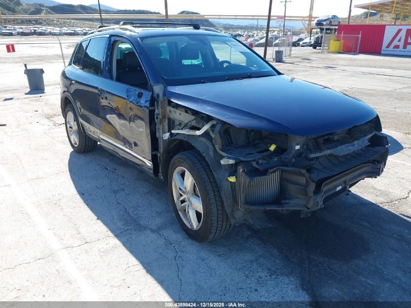 VOLKSWAGEN TOUAREG TDI LUX