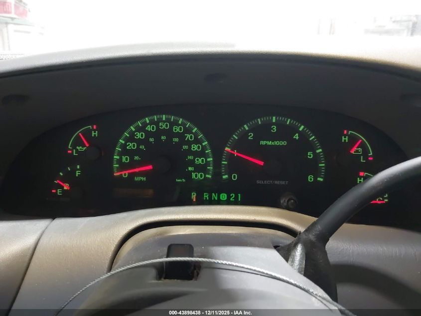 2001 Ford Expedition Xlt VIN: 1FMPU16L41LB15576 Lot: 43898438