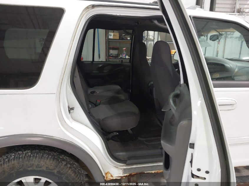 2001 Ford Expedition Xlt VIN: 1FMPU16L41LB15576 Lot: 43898438